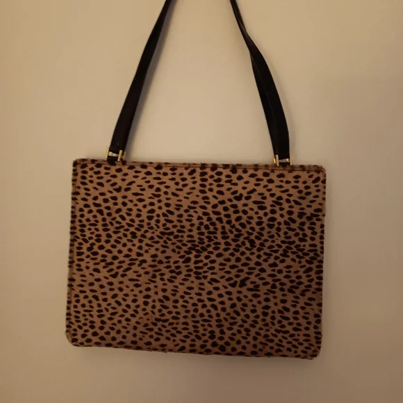 Kate Spade Leopard Print Shoulder Bag with Black Straps - Picture 4 of 6